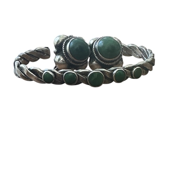 1940's Vintage Mexican Silver Earrings and Bracelet with Jade Cabochons - Picture 1 of 9